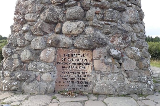 Cawdor Castle, Inverness, Culloden, Outlander and Loch Ness Tour - Cawdor Castle: Macbeth Lore Meets Real Gardens