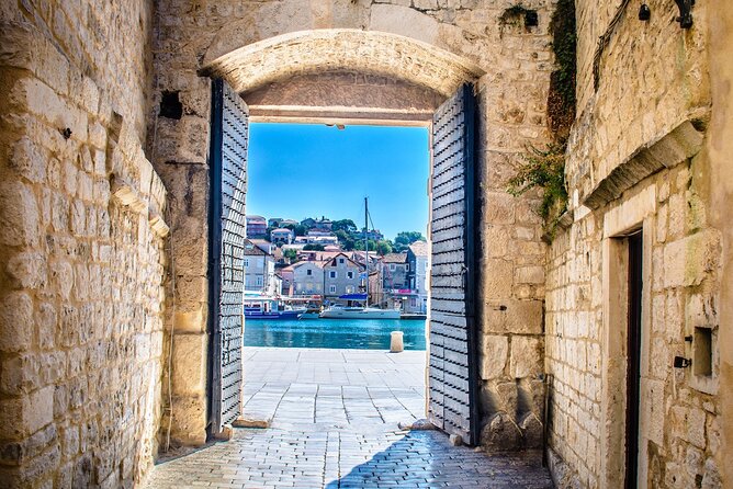 Game od Thrones- Klis Tour_Authetich Local Food/Wine Tasting - My Decision Guide: Should You Book This Klis Food and Wine Tour?