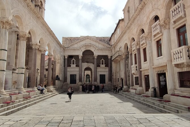 Game of Thrones and Split Highlights - Split’s Roman palace becomes Game of Thrones set pieces