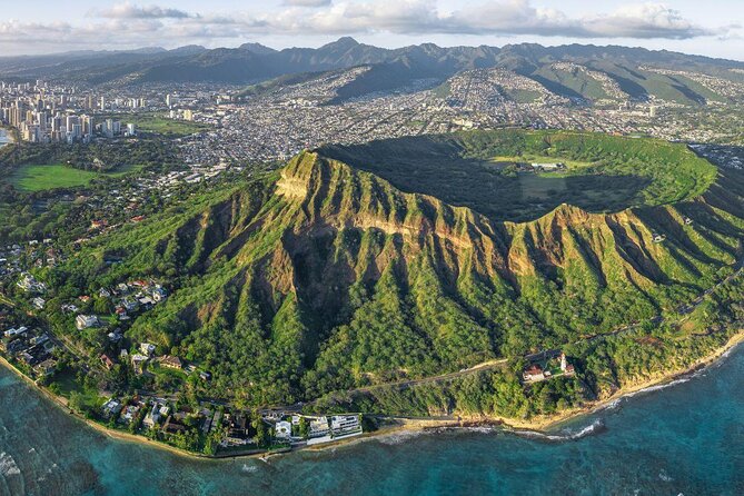 Half Day Deluxe Island Movie Tour: LOST, Jurassic, Pirates - Key things you’ll notice on this tour
