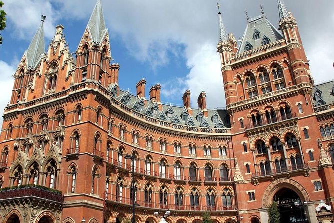 Harry Potter Film Location Walking Tour & Thames River Cruise - House of Spells: Wands, Treats, and a Real Discount Code