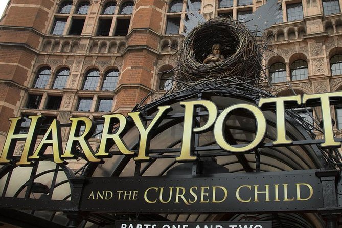 Harry Potter London Sights and Film Locations - Private Tour - Stop 5: House of Spells shop time and the good kind of souvenir pressure