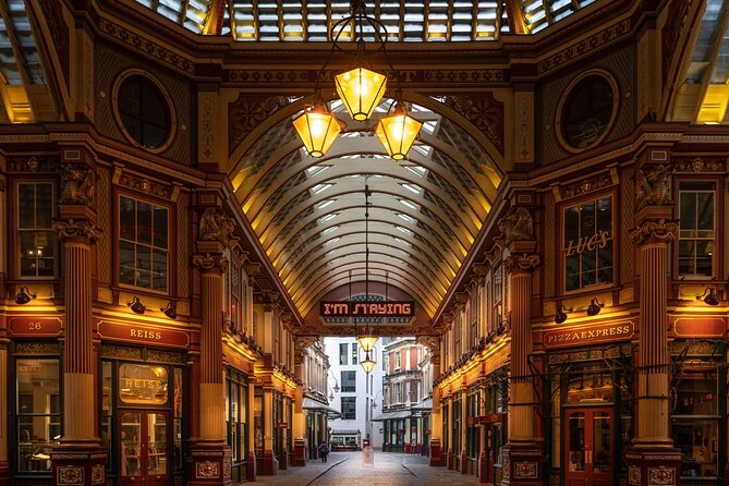 Harry Potter's most comprehensive and exclusive tour in London - Leadenhall Market to London Bridge: When the City Looks Like the Movies