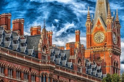 Harry Potter Tour in London The Magic Continues.in Executive luxury Vehicle - The movie-to-street route: how you’ll connect the dots fast