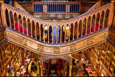 Highlights & Hidden Gems of a Harry Potter Tour - Torre dos Clérigos: Porto’s Tallest Tower and the Views You Can Feel