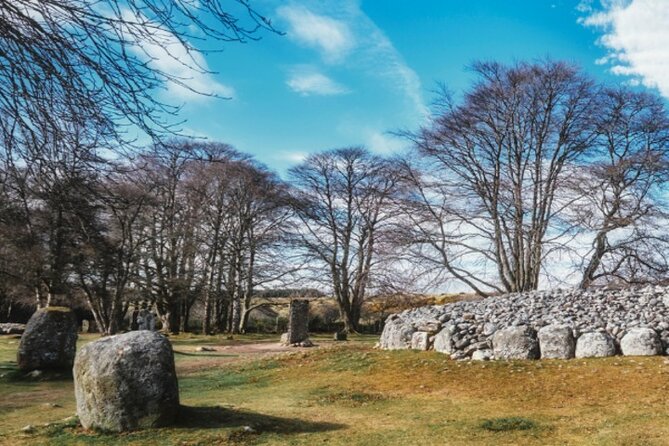 Inverness Outlander Tour - Clava Cairns: Craigh na Dun vibes in a Bronze Age setting