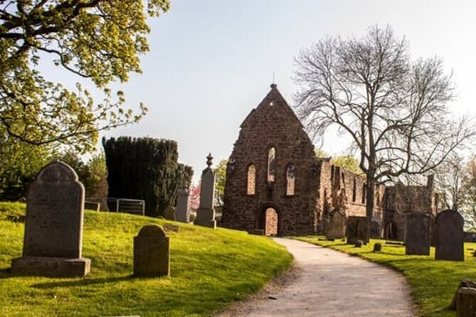 Inverness Outlander Tour - Loch Ness region: the quick taste of the monster myth