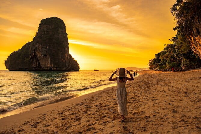 James Bond and Hong Island Canoeing by Speedboat from Krabi - James Bond Island and Koh Tapu: caves and a close rock look