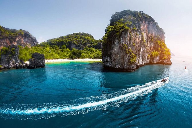 James Bond Island by Speedboat - Morning pickup and Ao Po pier: fewer hassles before the adventure