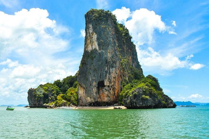 James Bond Island & Phang Nga Bay with Canoeing By Big Boat From Phuket - Group size, guide, and on-board comfort
