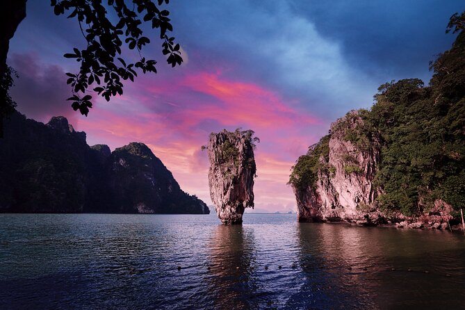 James Bond Twilight Sea Canoe and Glowing Plankton from Phuket - Key highlights at a glance