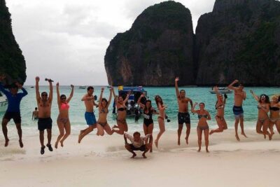 Krabi to James Bond and Hong Islands Offbeat Speedboat Tour - Hong Island lagoon stop: limestone cliffs and the best “photo + swim” blend