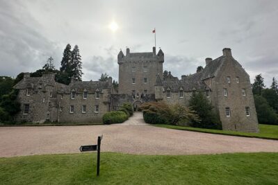 Loch Ness, Cawdor Castle, Outlander Sites & More from Inverness - Great Glen Distillery in Drumnadrochit: the Nessie flavor stop