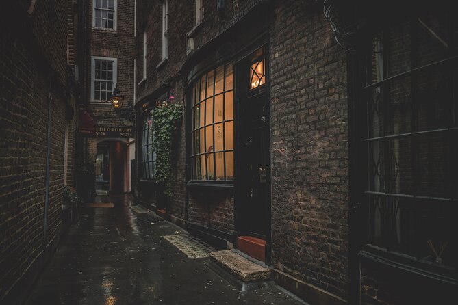 London: Harry Potter Movie Locations Magical Guided Tour - Covent Garden’s shopping street (the Harry Potter-inspired version)
