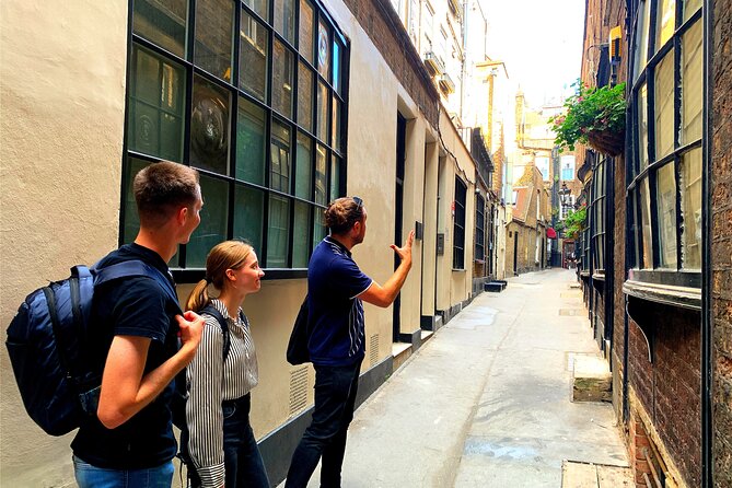 Magical Movies of London Harry Potter Tour - Where you start at Eros and why the ending matters