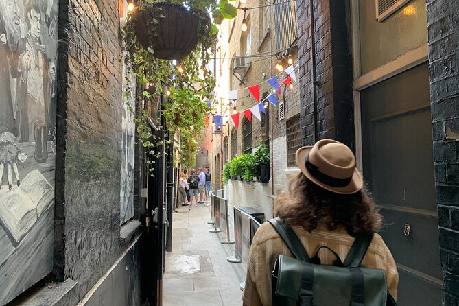 Magical Movies of London Harry Potter Tour - Cecil Court and Goodwin’s Court: old-world lanes with film origins