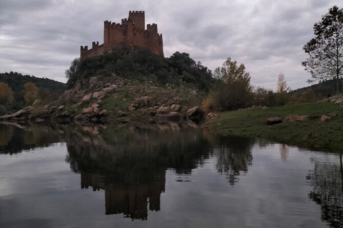 Monsanto (TV's Game of Thrones) Full Day Private Tour from Lisbon - Castelo de Almourol Detour: A Templar-Era Castle on a Rocky Islet