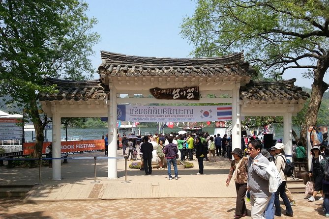 Nami Island and Petite France - Filming location - Lunch plan: spicy Korean chicken without the guesswork