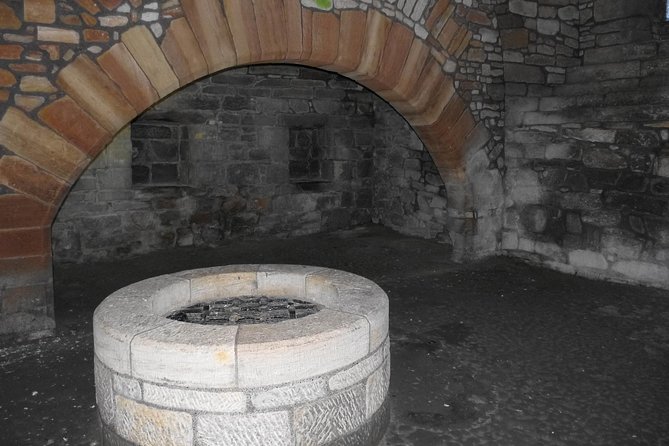 Outlander Special - Mobile tickets, meeting points, and staying sane
