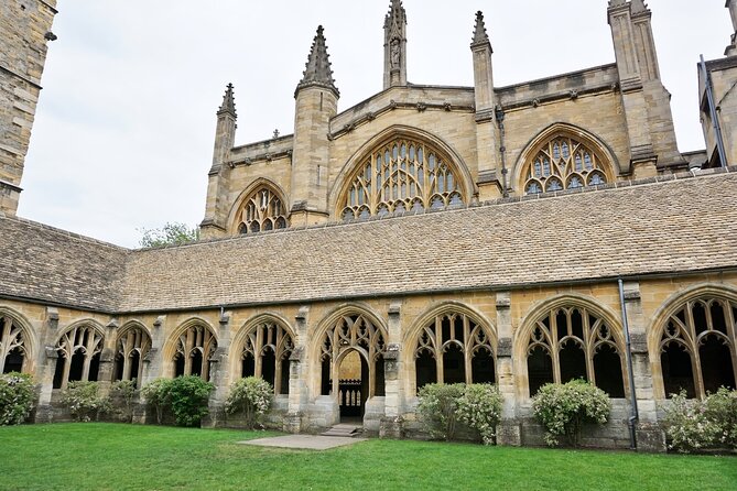 Oxford Harry Potter Film Locations Walking Tour by Alumni™ - Timing, walking, and practical tips that make the tour smoother