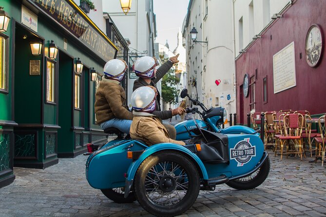 Paris Vintage Sidecar Tour – Emily in Paris highlights - Why a vintage sidecar tour feels different in Paris