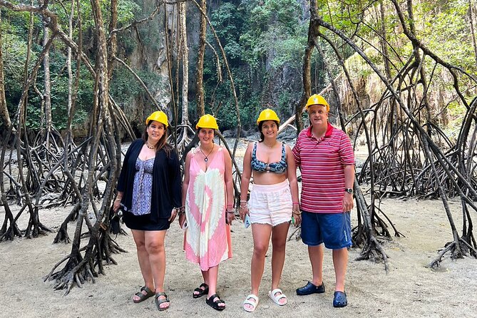 Phi Phi and James Bond Private Boat Tour - Maya Bay: the classic beach, with real water time