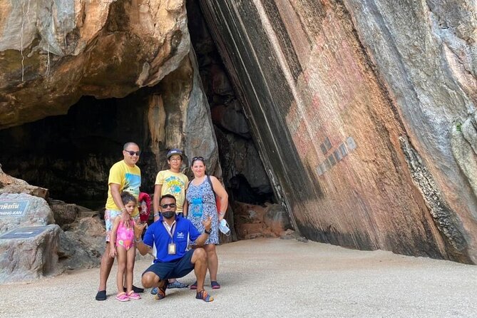 Phuket: James Bond Island Tour by Big Boat and Phang Nga Bay - Khao Phing Kan (James Bond Island): photo time and souvenir browsing