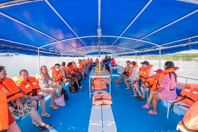 Phuket: James Bond Island Tour by Big Boat and Phang Nga Bay - Hong Island: Thai buffet lunch plus guided canoeing