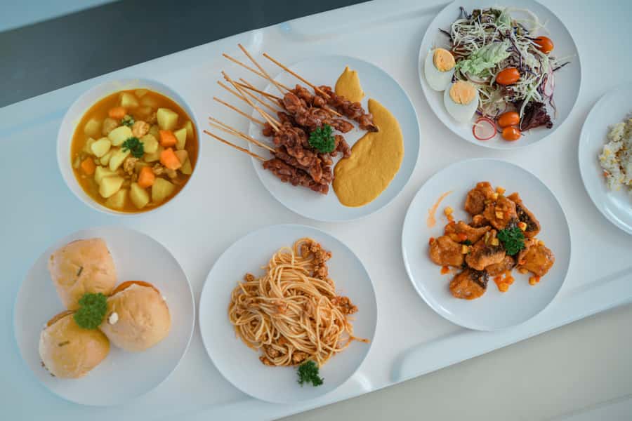 Phuket: James Bond & Phang Nga Bay by Luxury Sunset Yacht - Comfort, crew support, and what “luxury” means on the water