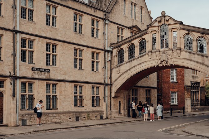 Private | Harry Potter Film Tour By Alumni™ & New College Entry - Radcliffe Square: the heart of Oxford that keeps showing up on screen