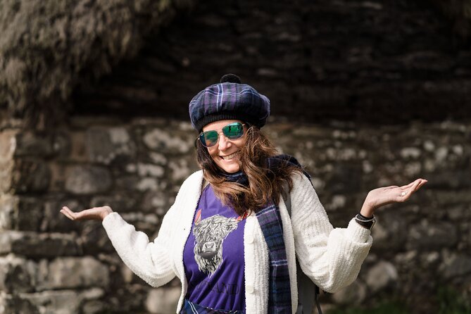 Private Outlander & Cawdor Castle Tour - Stop 2: Clava Cairns standing stones and the Outlander tie-in
