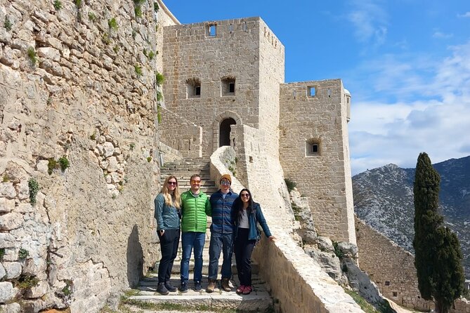 Private Split & Klis Game of Thrones Tour - Meeting points in the real world: start at Gat Svetog Duje, finish near Riva