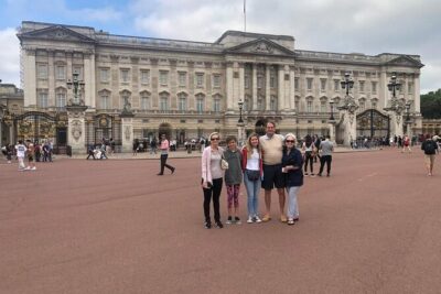 Private Tour: The London of Shakespeare, the Beatles, James Bond and Sherlock Holmes by Traditional Black Cab - Timing tips: four hours is plenty, unless you don’t say what matters