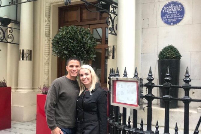 Private Tour: The London of Shakespeare, the Beatles, James Bond and Sherlock Holmes by Traditional Black Cab - Getting the most from your guide: what the best sessions feel like
