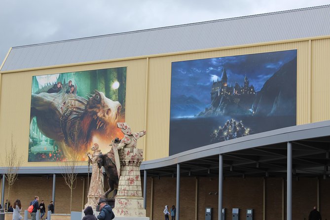 Private Transfer: Central London to Harry Potter Warner Bros Studio in Leavesden - Arrival at Warner Bros Studio Tour in Leavesden: what drop-off gets you