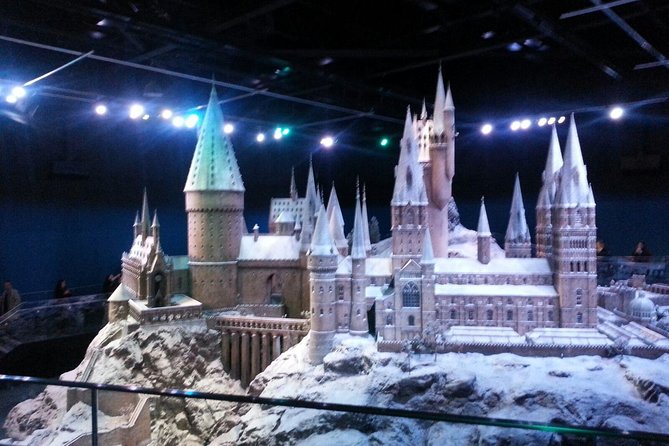 Private Transfer: Central London to Harry Potter Warner Bros Studio in Leavesden - Price and value: what $198.82 per group really means