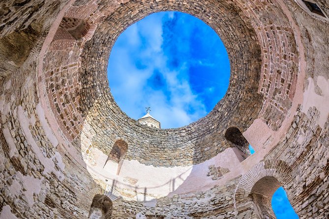 Split: Game of Thrones Small group Tour with Diocletian's Cellar - Peristyle of Diocletian’s Palace: the Roman stage behind the show