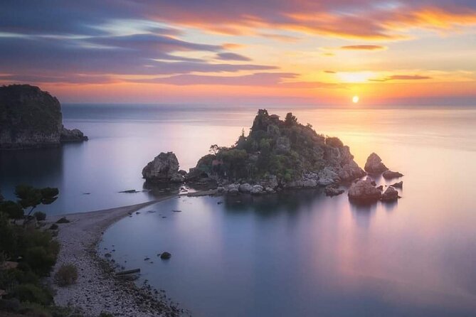 Taormina The Sicilian Colors and Flavors of the White Lotus - Why This Taormina “Colors and Flavors” Route Feels Different