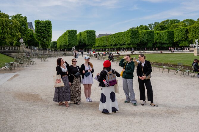 The Official Emily in Paris Locations Walking Tour - Price and what you actually get for $47