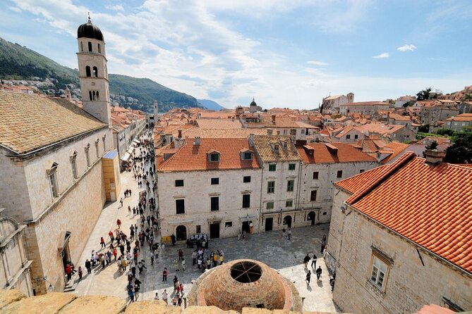 Throne Zone: Private Dubrovnik Game of Thrones Tour - Pile Gate and the scenes that turn King’s Landing into a port
