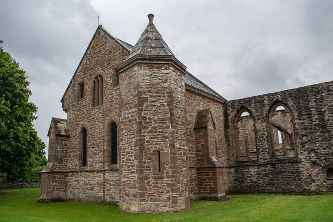 Urquhart Castle, Culloden, Clava Cairns, Loch Ness - Inverness Castle Viewing Gallery and a Sunday Reality Check