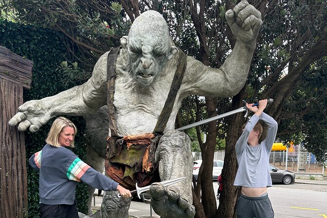 Wellington Lord of the Rings 6-8 hour Private Tour & Feast - Meeting up in Wellington: a day that starts and finishes cleanly