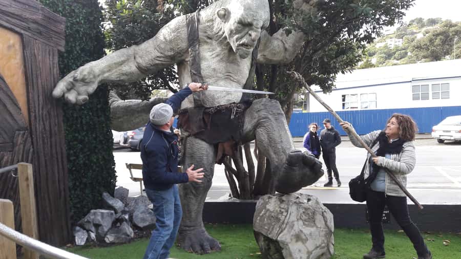 Wellington: Lord of the Rings Filming Locations Tour - Along the River Anduin (Hutt River): A Scene You Know by Heart